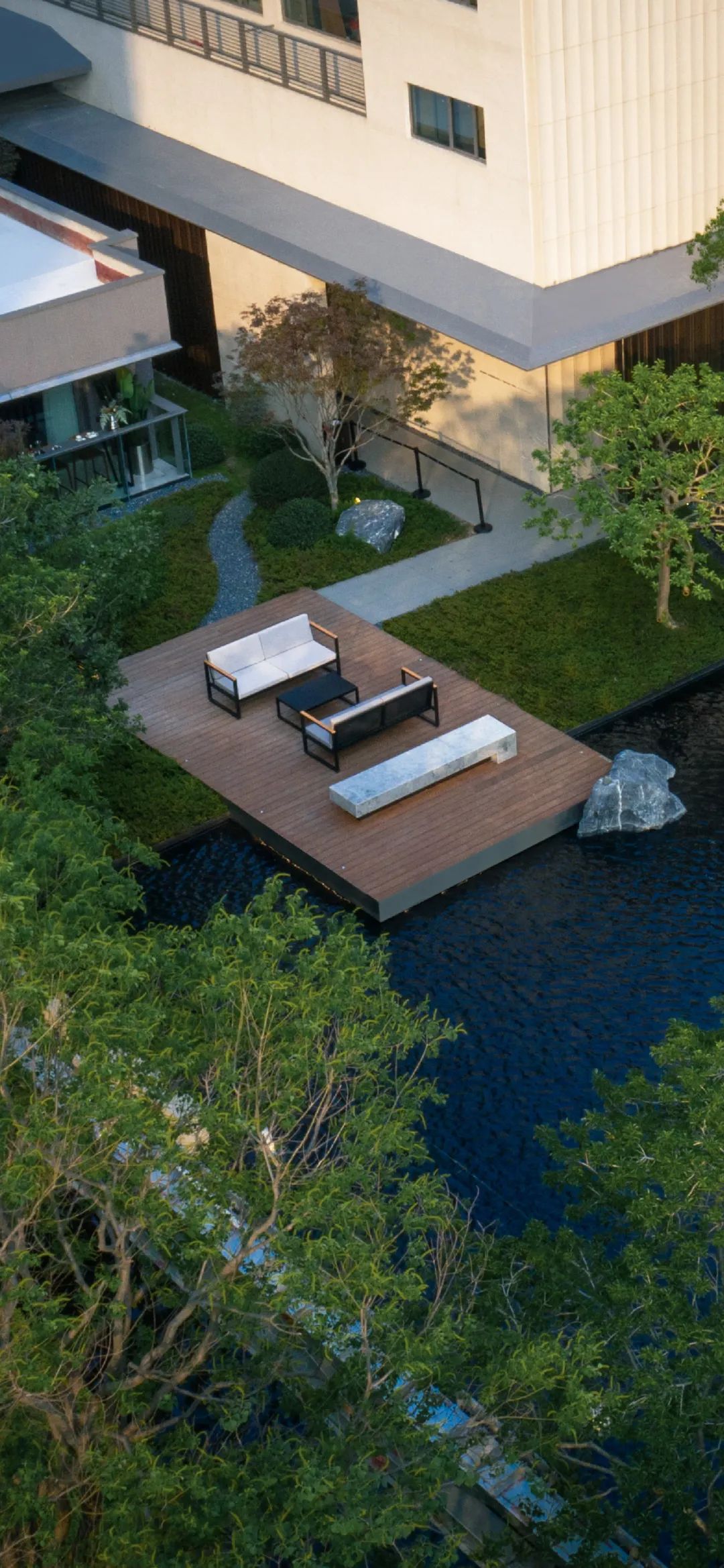 202304101009532398457